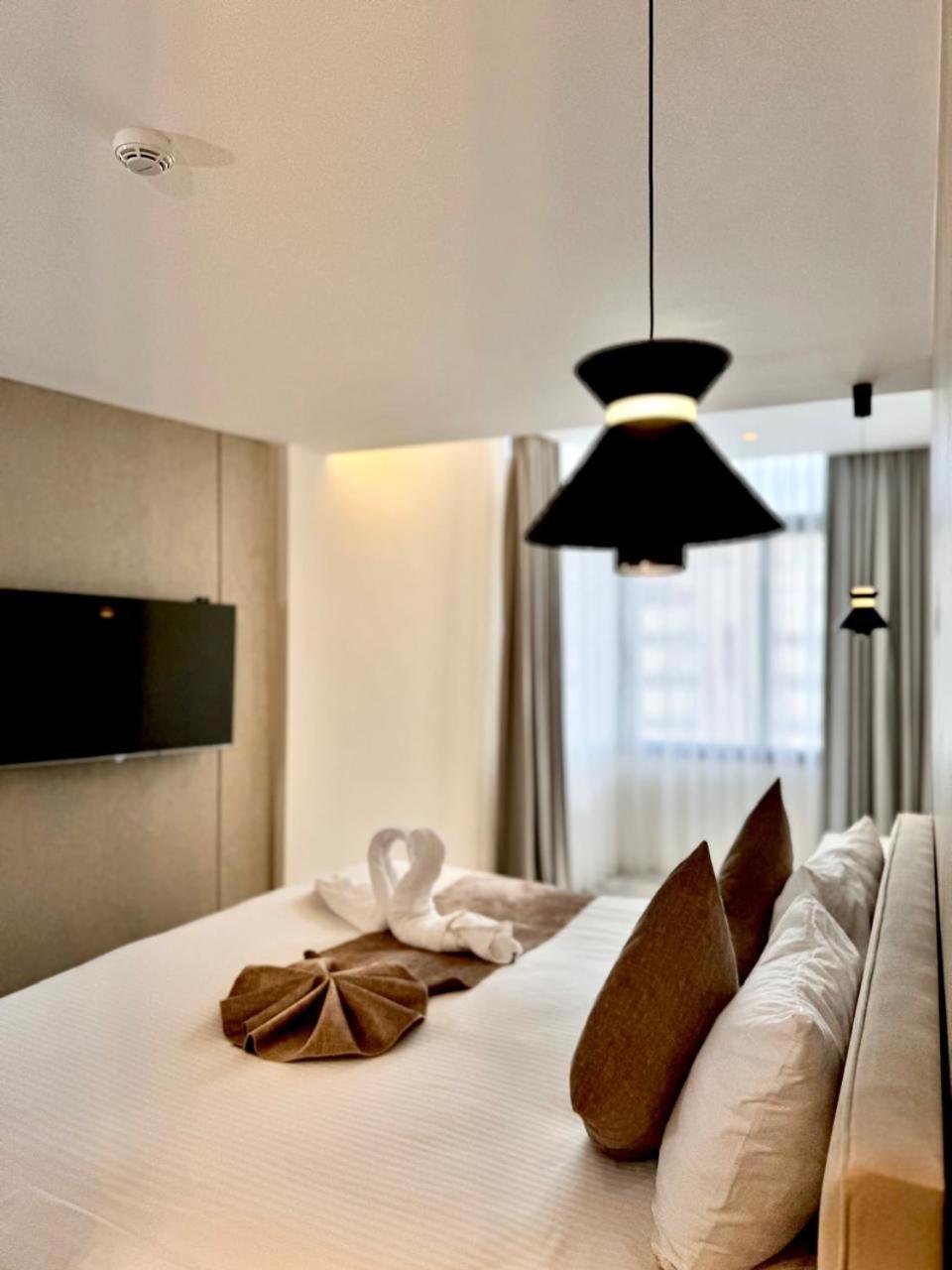 New Merryland Hotel Amman Bagian luar foto